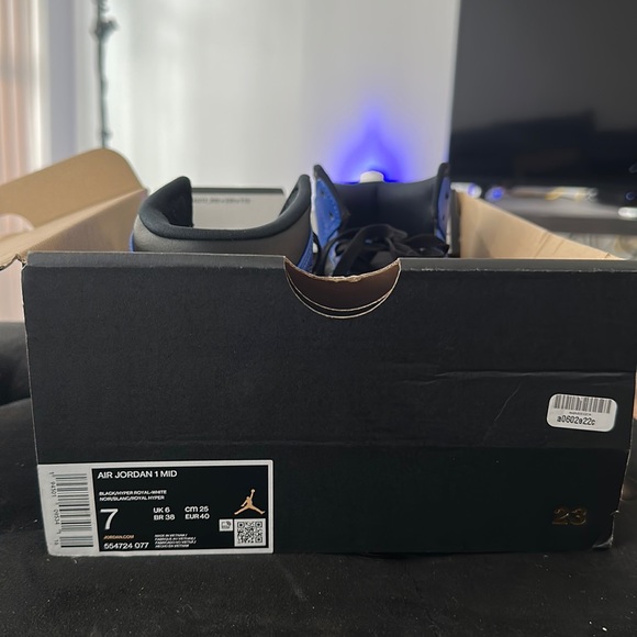Air Jordan 1 mid-